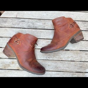 TEVA Foxy Tan Brown Ankle Boots Booties Size 9